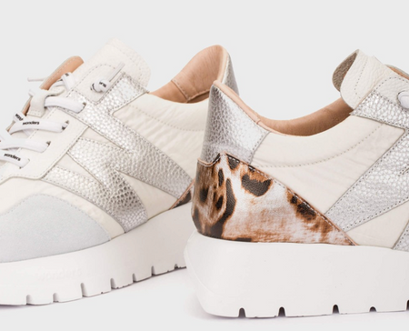 Wonders White Leopard Trainers A24100