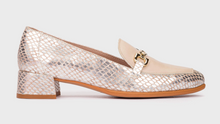 Load image into Gallery viewer, Wonders Champagne Loafers C-6030