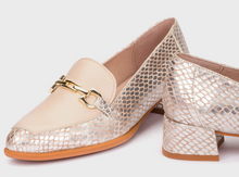 Load image into Gallery viewer, Wonders Champagne Loafers C-6030