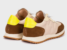 Load image into Gallery viewer, Wonders Taupe Cognac Trainers A-4802