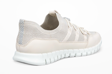 Load image into Gallery viewer, Ecco Gruuv Lite White 246303 61403