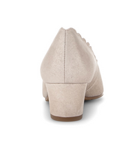 Load image into Gallery viewer, Gabor Beige Pumps 82.221.14