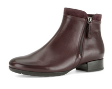 Load image into Gallery viewer, Gabor Low Block Heel Burgundy H Fit Boots 8031.02 005