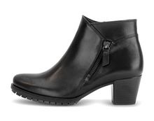 Load image into Gallery viewer, Gabor Wide H Fit Black Boots 8033.01 001