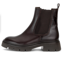 Load image into Gallery viewer, Gabor Chestnut Brown Chelsea Boot 8021.01 006
