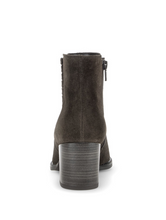 Load image into Gallery viewer, Gabor Mocca Brown Boots 8041.03 002