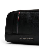 Tommy Hilfiger Black Washbag am0am13748