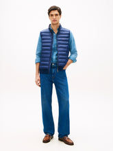 Load image into Gallery viewer, Tommy Hilfiger Carbon Navy Gilet MW0MW41441 DCC