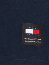 Load image into Gallery viewer, Tommy Jeans dm0dm18266 C1G | Regular Fit Classic Tee in Navy