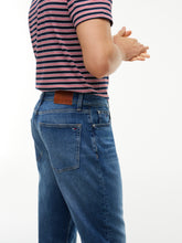 Load image into Gallery viewer, Tommy Jeans Ryan Slim Straight Jeans DM0DM23687 1bk