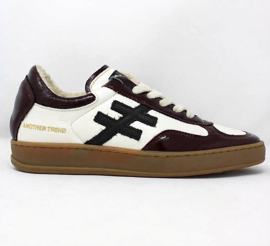 Another Trend White Burgundy Faux Fur Lined Trainers A0349396