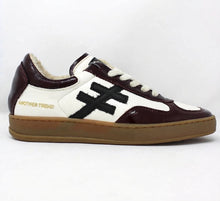Load image into Gallery viewer, Another Trend White Burgundy Faux Fur Lined Trainers A0349396