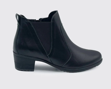 Load image into Gallery viewer, Suave Black Ankle Boots Anna