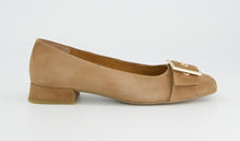 Load image into Gallery viewer, Paul Green Nut Brown Pumps 3855 039