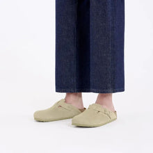 Load image into Gallery viewer, Birkenstock Boston Faded Khaki 1025844