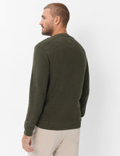 Load image into Gallery viewer, Brax Dark Jungle Green Crew Knit 70-0539 Roy 30