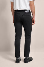Load image into Gallery viewer, Bugatti Flexcity Black Jeans 3278D 96635 290