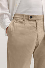 Load image into Gallery viewer, Bugatti Flexcity Light Beige Sand Chinos 4130 16370e 50