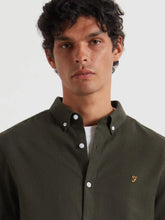 Load image into Gallery viewer, Farah Shirt Evergreen f4wff045 378