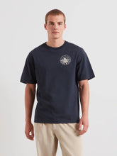 Load image into Gallery viewer, Farah | Haise Graphic Back Print Tee in Navy | F4KFG012 412