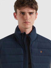 Load image into Gallery viewer, Farah Navy Gilet f4rff028 996