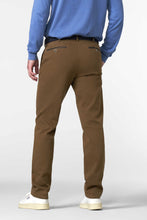 Load image into Gallery viewer, Meyer Oslo Caramel Chinos 5655 45