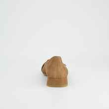 Load image into Gallery viewer, Paul Green Nut Brown Pumps 3855 039