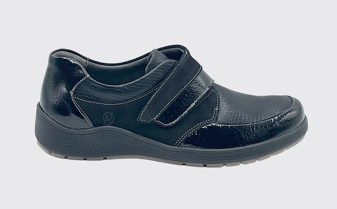 Suave Velcro Black Phoebe
