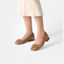 Load image into Gallery viewer, Paul Green Nut Brown Pumps 3855 039