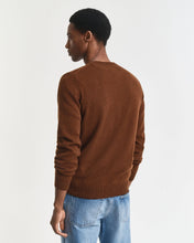 Load image into Gallery viewer, Gant Mahogany Crew 87211 229