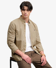 Load image into Gallery viewer, Superdry Tumbled Tan Shirt M4011194A L8C