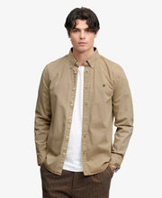 Load image into Gallery viewer, Superdry Tumbled Tan Shirt M4011194A L8C