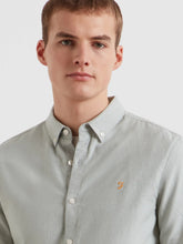 Load image into Gallery viewer, Farah Jade Green Brewer Short Sleeve Shirt F4WSB061 905