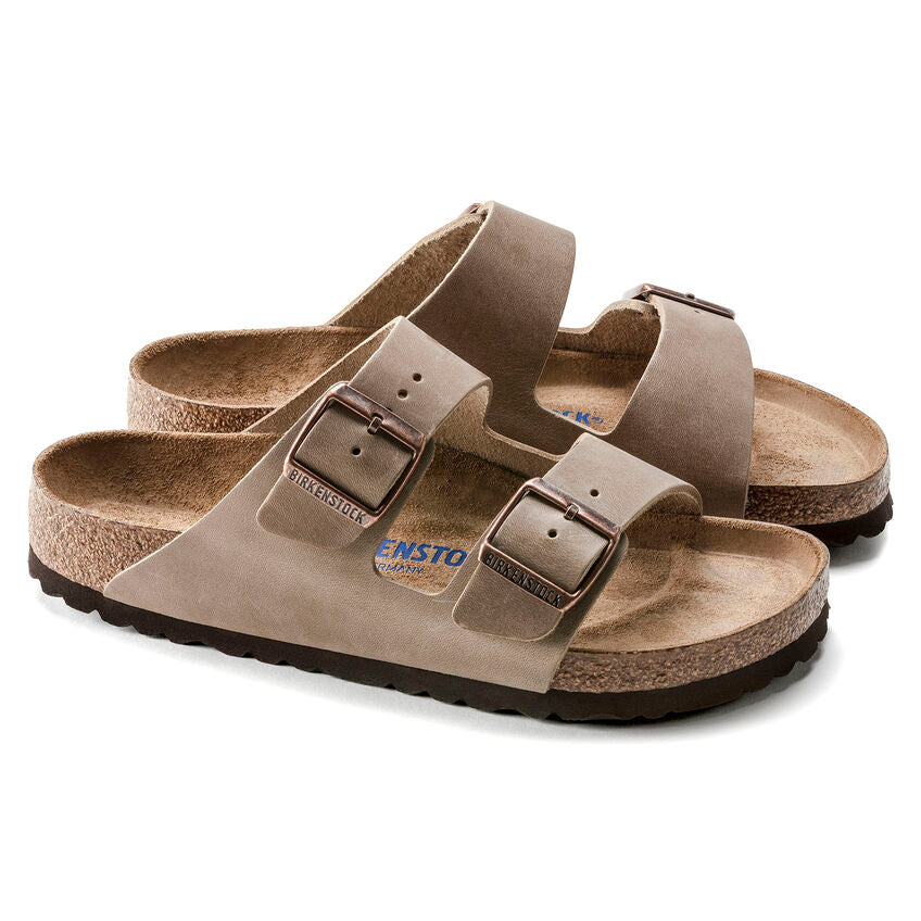 Birkenstock Arizona 552813 | Soft Footbed Leather Sandals in Tobacco Brown