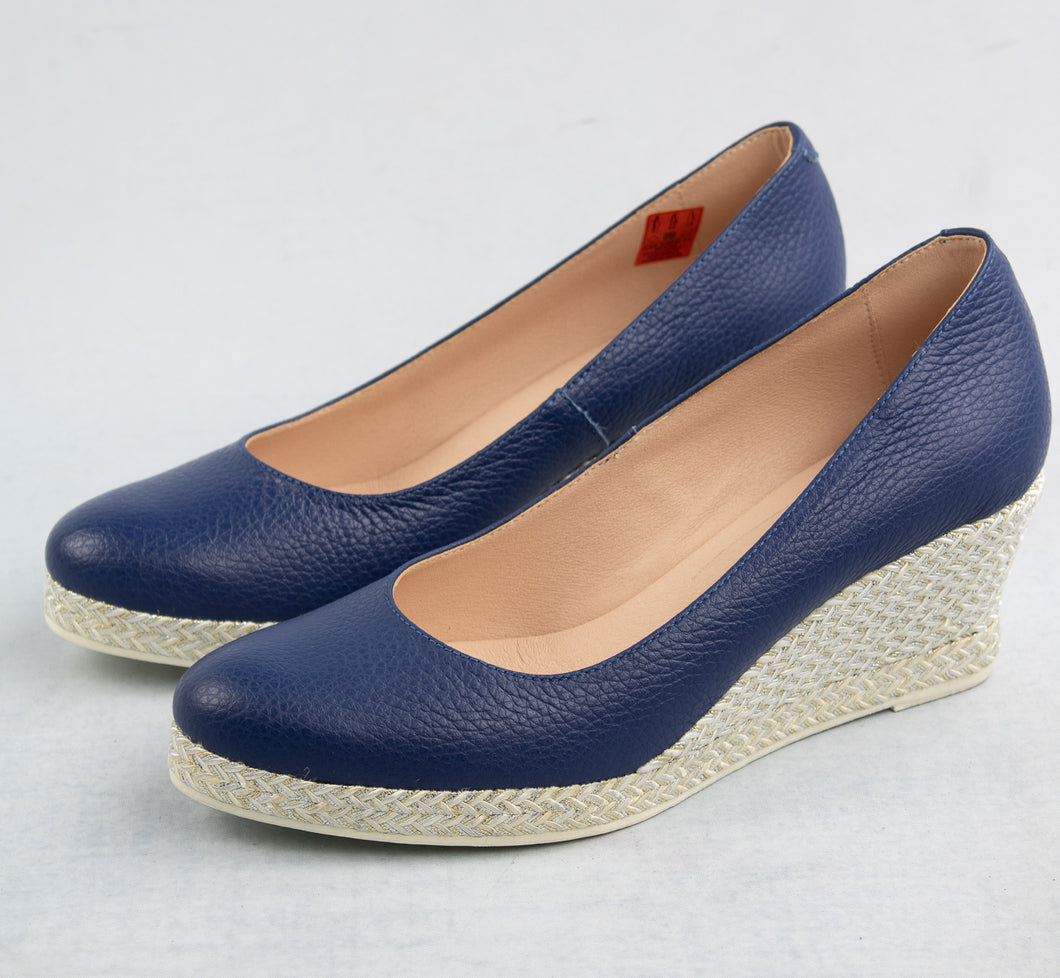 Jose Saenz 6019 | Leather Wedge Shoe in Navy Blue