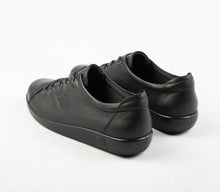 Load image into Gallery viewer, Ecco Lace Up Leather Shoes in Black 206503
