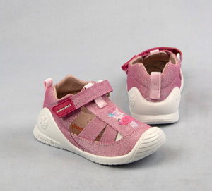 Biomecanics Girls Closed Toe Sandals in Pink 222173-B