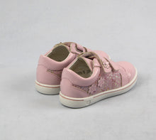 Load image into Gallery viewer, 2600502 Ricosta Niddy | Pink Girls Shoes with Heart Detailing
