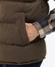 Load image into Gallery viewer, Barbour MGI0147 SN51 | Footwell Cord Collar Gilet in Sandstone