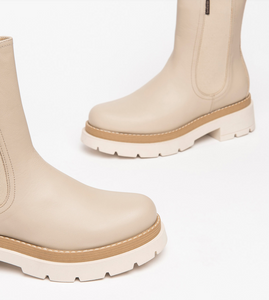 Nero Giardini I2124320D | Slip On Leather Long Chelsea Boots in Avena
