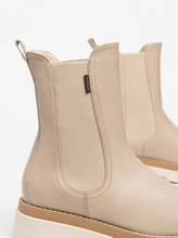 Load image into Gallery viewer, Nero Giardini I2124320D | Slip On Leather Long Chelsea Boots in Avena